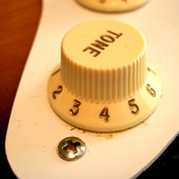 10 Great Tuts About Recording Electric Guitar